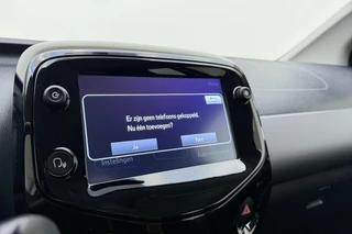 Peugeot 108 1.0 e-VTi Allure | Apple carplay/Android auto | Navigatie via APP. | Airco | Lichtmetalen velgen 15'' | / 23
