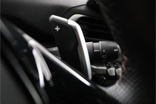 Peugeot 5008 1.2 PureTech Active Pack Business  GT - Trekhaak - All Seasonbanden - Schuif/kantel dak - Virena zekerheidspakket €895 / 56