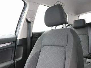 Volkswagen Golf 1.0 eTSi 110 Pk Life | Adaptive Cruise | Camera | Navigatie | Climatronic | 16 Inch | 112.282 Km !! / 30