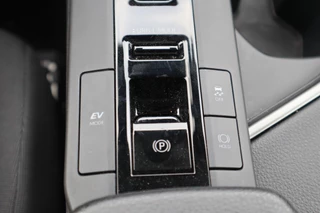 Toyota C-HR HYBRID 140 DYNAMIC ANDROID/APPLE AD-CRUISE PRIVACY-GLASS PARK-SENSOREN KEYLESS 18"LMV BLISS NL-AUTO / 34