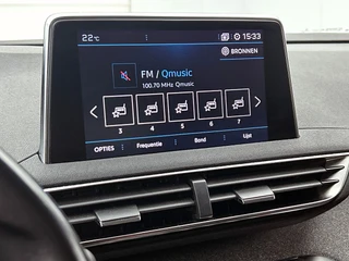 Peugeot 3008 1.2 PureTech Blue Lease Executive Automaat | Adaptive Cruise | CarPlay | Camera | Parkeersensoren / 20