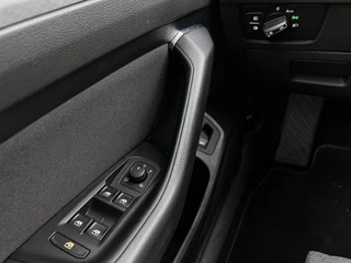Volkswagen Passat Variant 1.5 TSI Business Automaat | Adaptive Cruise | Stoelverwarming | CarPlay | Trekhaak / 34