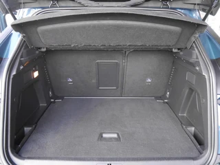 Peugeot 3008 1.2T 130pk Allure Pack Business | Navigatie | Climate & Cruise Control | Camera | AppleCarplay/Android Auto / 10
