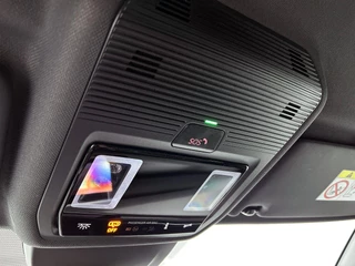 Volkswagen Golf 1.5 eTSI R-Line (2x)| Stoelverwarming | Carplay | Adaptive Cruise | / 21