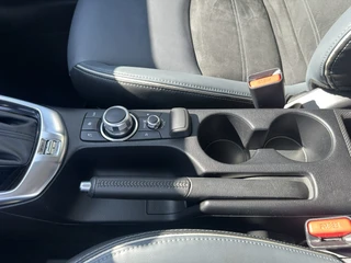 Mazda 2 1.5 Skyactiv-G Luxury  | Leer | Apple/Android | Stoel- en stuurverwarming | PDC | Cruise | ECC | Navi / 27