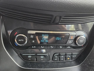 Ford Kuga 1.6 Titanium NAVI PDC TEL LM LEER TREKHAAK / 34