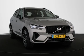 Volvo XC60 2.0 T6 Plug-in hybrid AWD R-Design Pano Trekhaak Harman Kardon Stoelverwarming 21" / 2