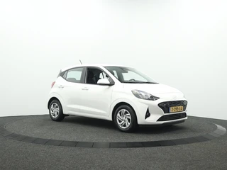 Hyundai i10 1.0 Comfort Smart Navigatie | Camera | Airco / 12
