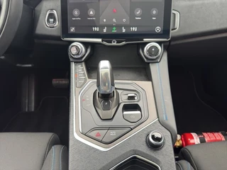 Lynk & Co 01 1.5 Plug in Hybride Pano, Carplay, Camera,ACC / 22