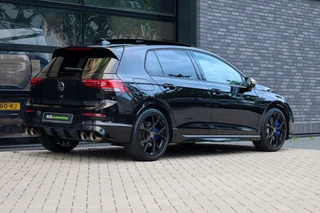 Volkswagen Golf 2.0 TSI R 4Motion  | PANO | AKRAPOVIC | DODE HOEK | STUURVERW | IQ-LIGHT | / 21