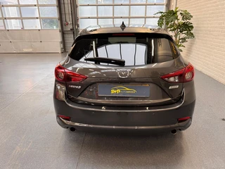 Mazda 3 2.0 SkyActiv-G 120 GT-M / 27