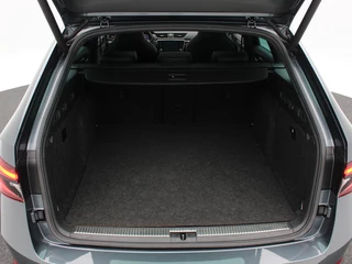 Škoda Superb 1.4 TSi 218 Pk iV Sportline Business | Panoramadak | Adaptive Cruise | Stuur/Stoel Verwarming | CarPlay | 19 Inch | 89.796 Km !! / 20