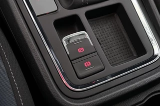 SEAT Ateca 1.5 TSI Style Business Intense Stoelverwarming LED Elektrische Achterklep Camera / 18