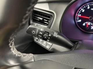 Kia Stonic 1.0 T-GDi MHEV DynamicLine CAMERA CARPLAY NAVI CRUISE. / 24