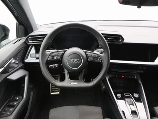 Audi A3 Sportback 45 TFSi e 272 Pk S-Line Competition / 40