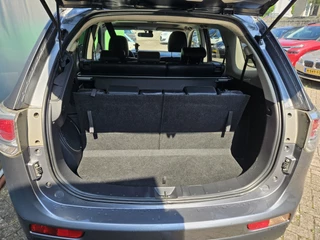 Mitsubishi Outlander 2.0 Instyle AUTOMAAT AIRCO NAVI CAMERA TEL / 9