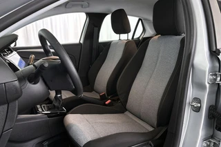 Opel Corsa 1.2 Edition NL Auto Camera Apple CarPlay Dodehoek LED 16" / 7