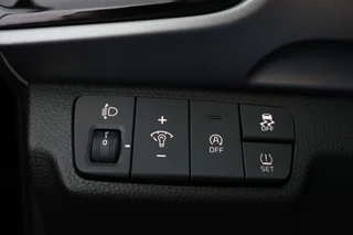 Kia Stonic 1.0 T-GDi MHEV DynamicPlusLine  - Apple Carplay/Android Auto - Cruise Control - Climate Control - Navigatie - Stuur/Stoel Verwarming - Fabrieksgarantie tot 01-2032 / 20