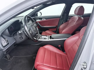 Kia Stinger 2.0 T-GDI GT-Line  - GT-Line - Leer -  Automaat - 256 PK - Panorama dak - Perfecte staat - / 19