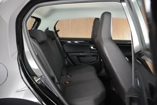 Volkswagen Up! 1.0 BMT 60pk move up! Airco Cruise Control Camera / 11