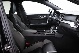 Volvo V60 2.0 T6 Recharge AWD R-Design | PARK ASSIST PACK | DAB | APPLE | VOORRUITVERWARMING | CAMERA / 5