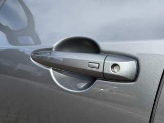 Nissan Juke N-Connecta 1.0 DIG-T 115PK / 7
