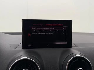 Audi Q2 35 TFSI CoD Design Automaat | Parkeersensoren | Trekhaak / 19
