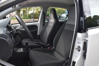 Volkswagen Up! 1.0 1e Eigenaar | Parkeercamera | Cruise Control | Climate | 12 mnd BOVAG garantie | Whatsapp 06-53188999 / 2