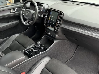 Volvo XC40 1.5 T5 Twin Engine R-Design | SOH 89% | Panoramadak | Camera | / 27