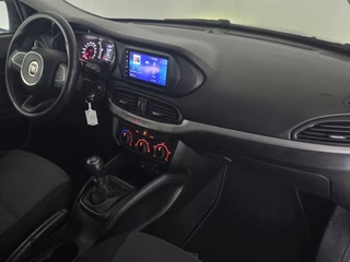 Fiat Tipo Stationwagon 1.4 Street | Apple-Android | Ruime Kofferruimte | Getinte Ramen / 13