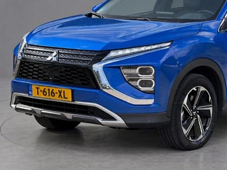 Mitsubishi Eclipse Cross 2.4 PHEV Intense+, trekhaak, stoelverwarming, achteruitrijcamera, vele opties / 15