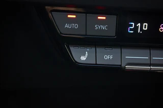 Audi Q4 e-tron 40 Advanced edition 77 kWh // 97,4% SoH | S-line | Panoramadak | Black Optic | Camera | Smartphone pakket | Keyless Advanced / 32