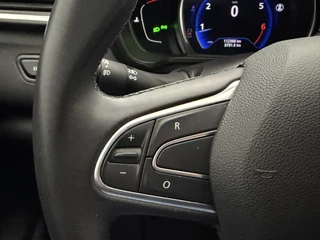 Renault Kadjar 1.3 TCe 140PK Limited Trekhaak | Carplay&Android | Navigatie | Keyless / 20