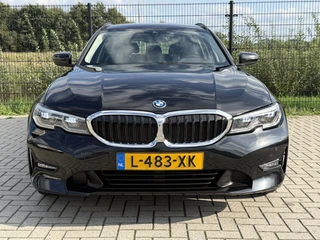 BMW 3-serie Touring 320e Business Edition Plus | Camera | Laser | Stoelverwarming | Carplay | / 9