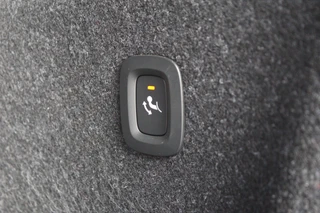 Volvo XC40 2.0 B4 R-Design  | Harman Kardon | Trekhaak | Memory | Adaptieve Cruise | Elektr. Achterklep / 43