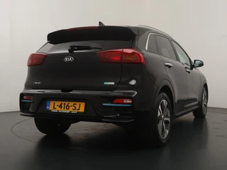Kia e-Niro DynamicPlusLine 64 kWh - SOH 96,0% - Schuif-/kanteldak - Stoel-/stuurverwarming - Navigatie - Cruise Control - Keyless - Fabrieksgarantie tot 07-2028 / 9
