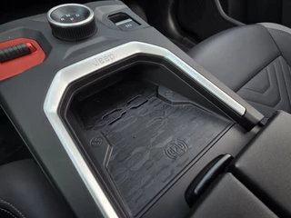 Jeep Compass First Edition 74 kWh  | Apple-Android | Panoramadak | Massagestoelen / 22