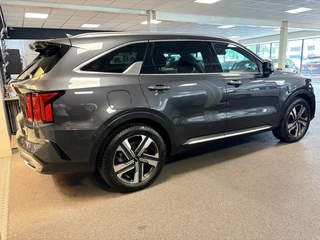 Kia SORENTO 1.6 T-GDI Plug-in Hybrid 4WD ExecutiveLine 7persoons / Panoramadak / 360 camera / head-up /dealer onderhouden / 10