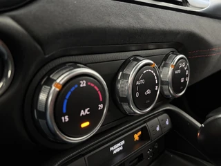 Abarth 124 Spider 1.4 MultiAir Turbo Abarth / 24