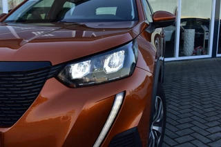 Peugeot 2008 1.2 PureTech Active Pack | Airco | Cruise | Apple Carplay/Android Auto| / 18