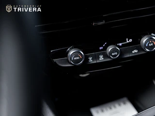 Opel Mokka-e GS Line 50-kWh 11kw bl. l SoH 100% l CAM l NAVI l BTW Auto l Climate l CARPLAY l Zo goed als nieuw l zeer lage KM / 44