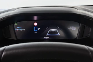 Peugeot 208 1.2 Hybrid 110 e-DCS6 Allure Navigatie Achteruitrijcamera Apple CarPlay / 11