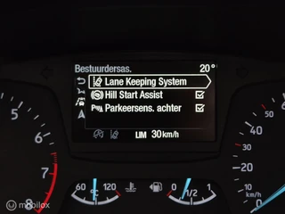 FORD FIESTA 1.1 TREND/AIRCO/PDC/16''LMV/CARPLAY/BLUETOOTH/LANE ASSIST/USB/ISOFIX/DAB/NAVI / 35