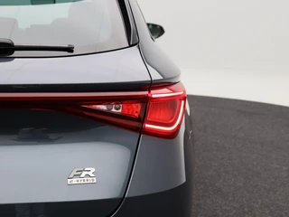 SEAT Leon Sportstourer 1.5 TSi 204 Pk e-Hybrid FR Business / 14