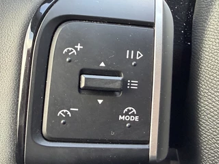 Citroën C3 100pk Max (Camera - Navigatie - Automatische Airco - LED - 17"- Apple Carplay - Draadloos laden - Two Tone) / 17