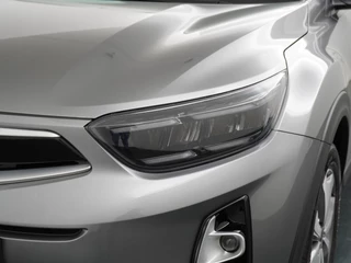 Kia Stonic 1.0 T-GDi MHEV DynamicPlusLine  - Camera - Cruise control - Stoel/stuurverwarming - AppleCarplay - Android Auto Fabrieksgarantie tot 04-2032 of 150.000km / 15