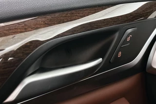 BMW X3 xDrive30e Panoramadak Merino Leder Apple CarPlay Achteruitrijcamera / 44