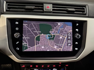 SEAT Arona 1.0 TSI Xcellence Business Intense Camera | Sfeerverlichting | Stoelverwarming | Adaptive cruise | Carplay / 16