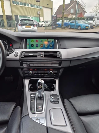 BMW 5 Series 520i High Executive M Sport Schuifdak Apple CarPlay 2e eigenaar dig. Dash NAP NL / 16
