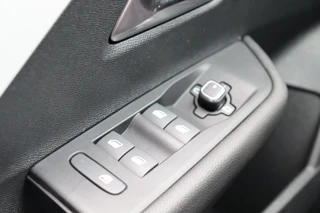 Opel Astra Electric 58 kWh Business Edition Achteruitrijcamera Stoel-Stuurverwarming / 15